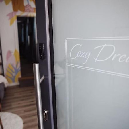 Cozy Dreams: Deluxe 2-Zimmer-Apartment -Kueche Nürnberg Exteriör bild
